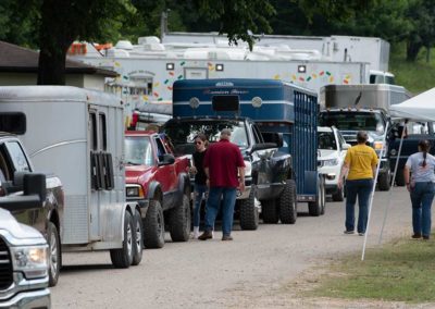 pickup trucks with livestock trailers